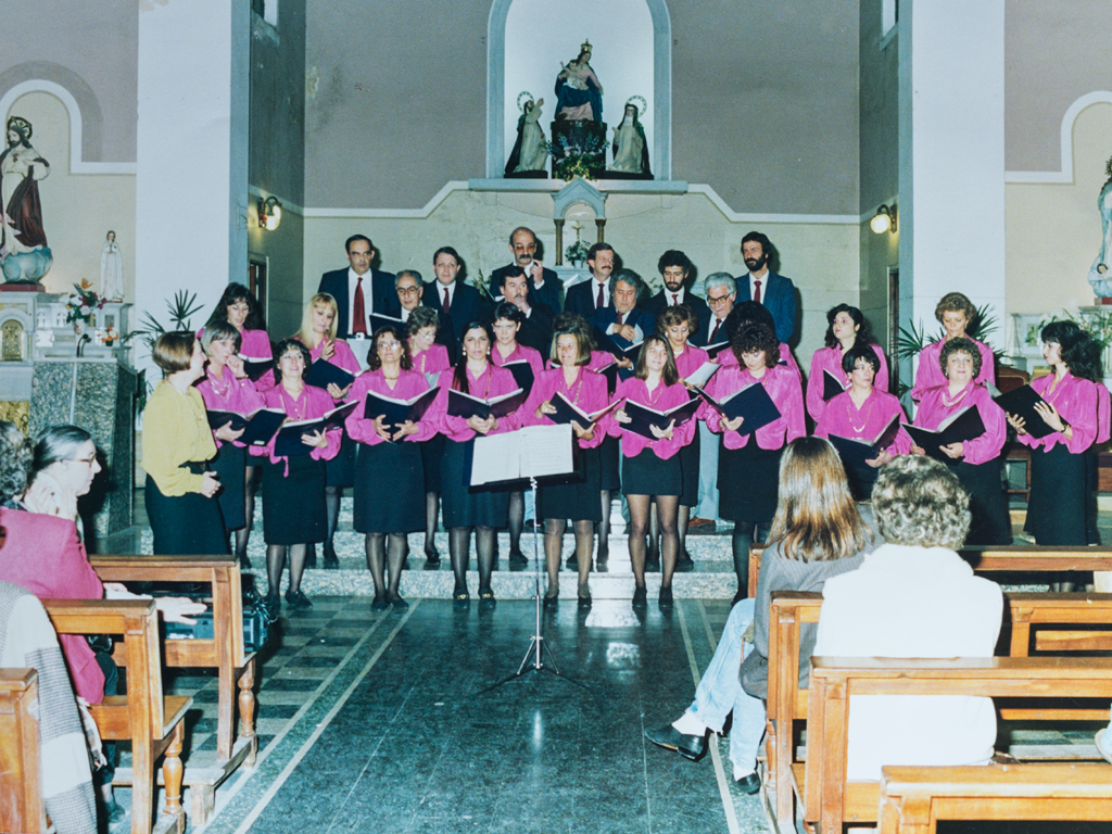 Coral Vox Spei en la Iglesia Ntra. Sra. de Pompeya, Castelar. Año 1993.
