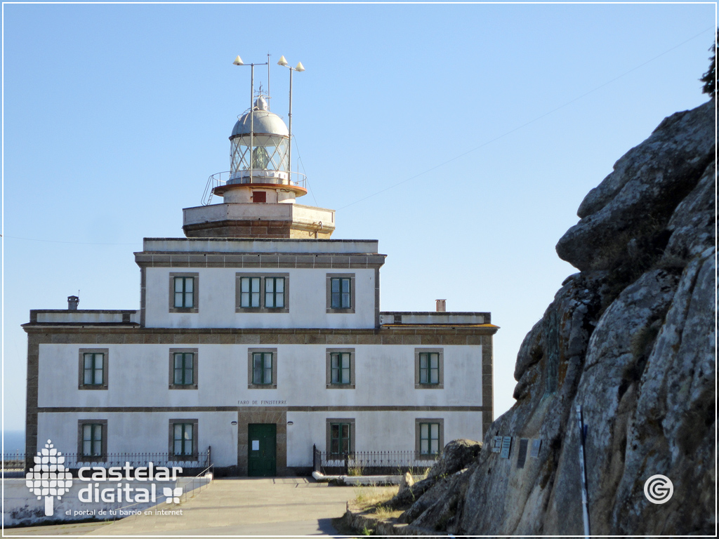 Faro de Finisterre, extremo mas occidental del continente europeo y fin del recorrido