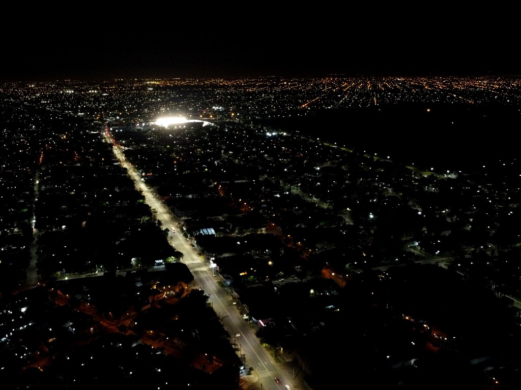 Castelar Sur, de fondo se aprecia el estadio nuevo Francisco Urbano del Gallo de Morón.