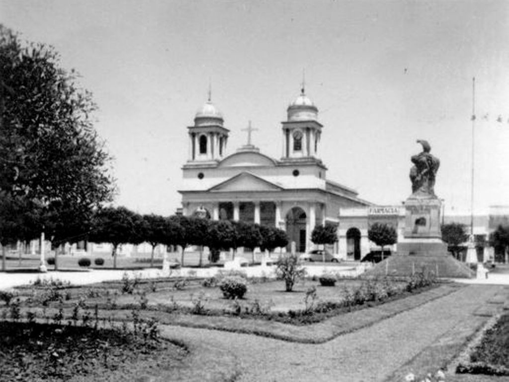 Antigua Plaza Alsina, actual San Martín