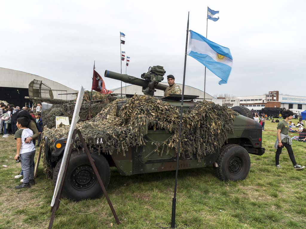 Vehículo Humvee del Ejército Argentino. 