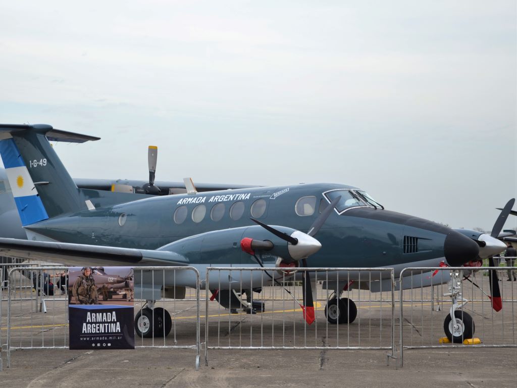 Beechcraft B200 Cormorán.