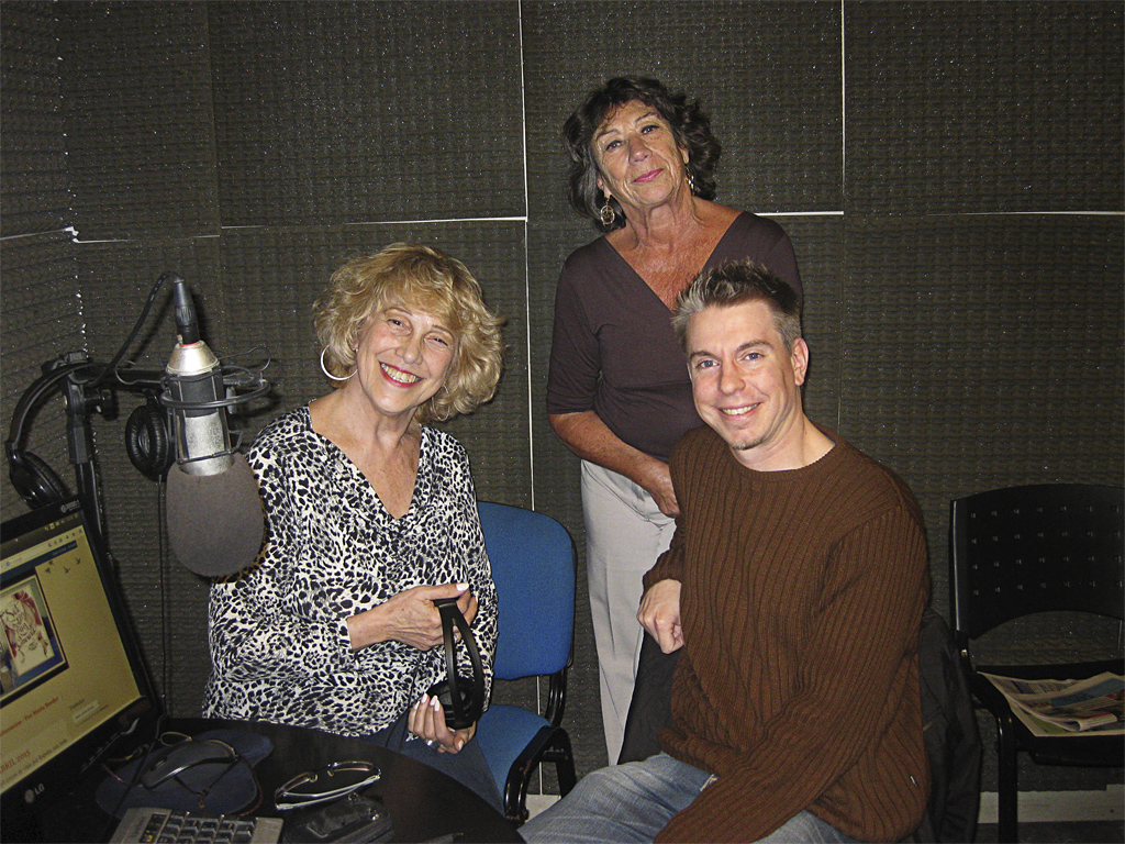 Susana Abelson, Elsa Scopazzo y Gabriel Colonna en ArInfo Radio