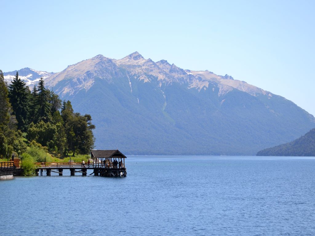 El Lago Traful es uno de los más bellos de la zona. 