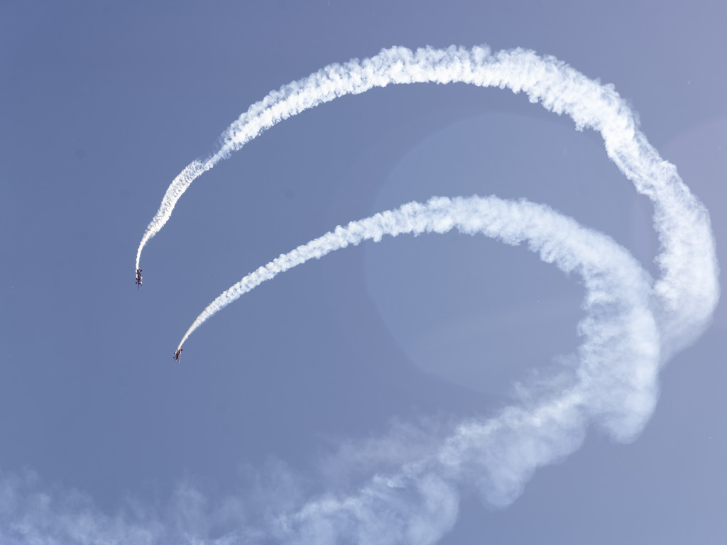 Las acrobacias aéreas es el principal atractivo del festival aéreo. 