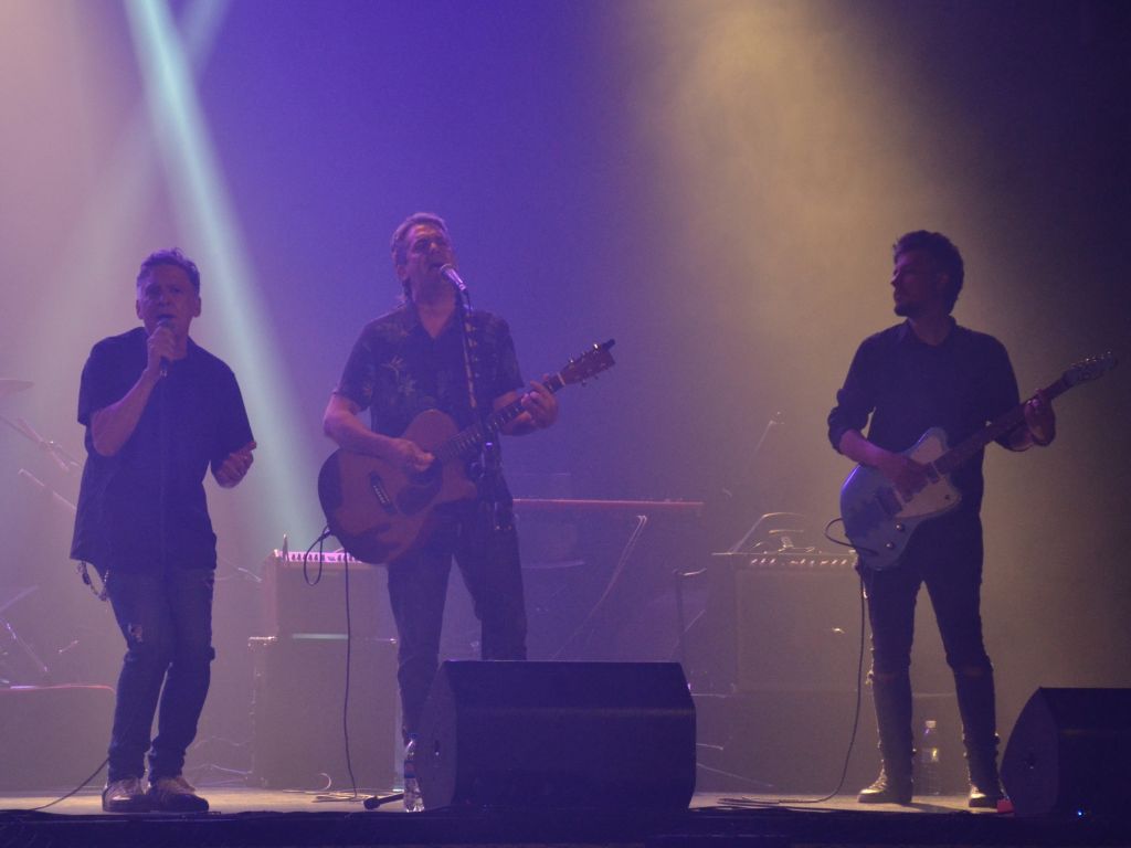 Ella Es Tan Cargosa celebró 25 años de historia en el Teatro Gran Ituzaingó