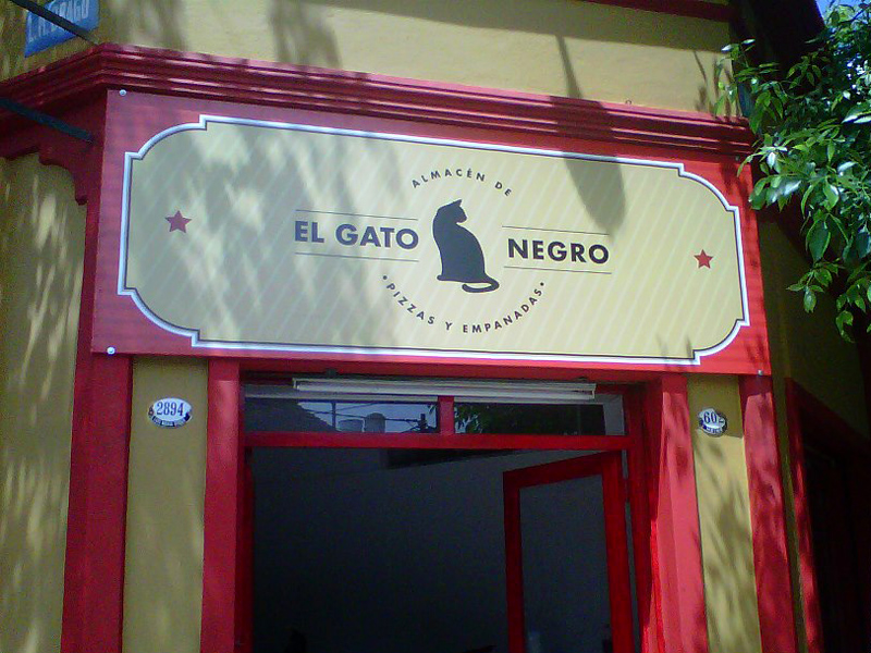 Marquesina de El Gato Negro.