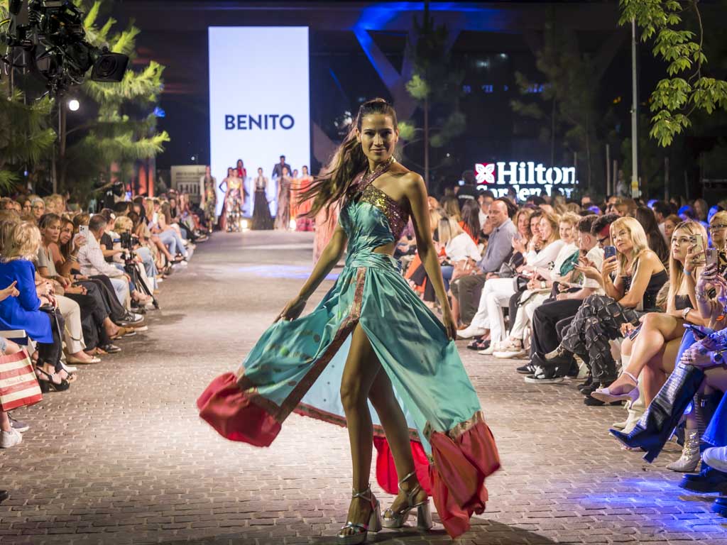 El desfile de moda Go Fashion cerró el año en Parque Leloir. 