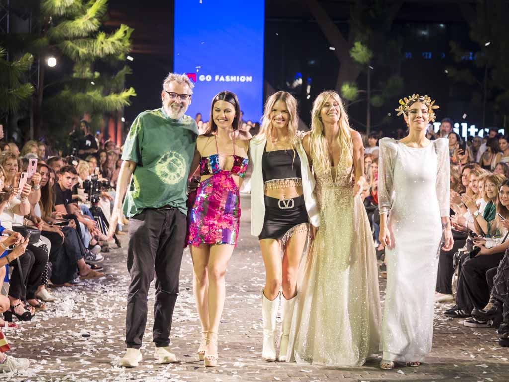El desfile de moda Go Fashion cerró el año en Parque Leloir. 