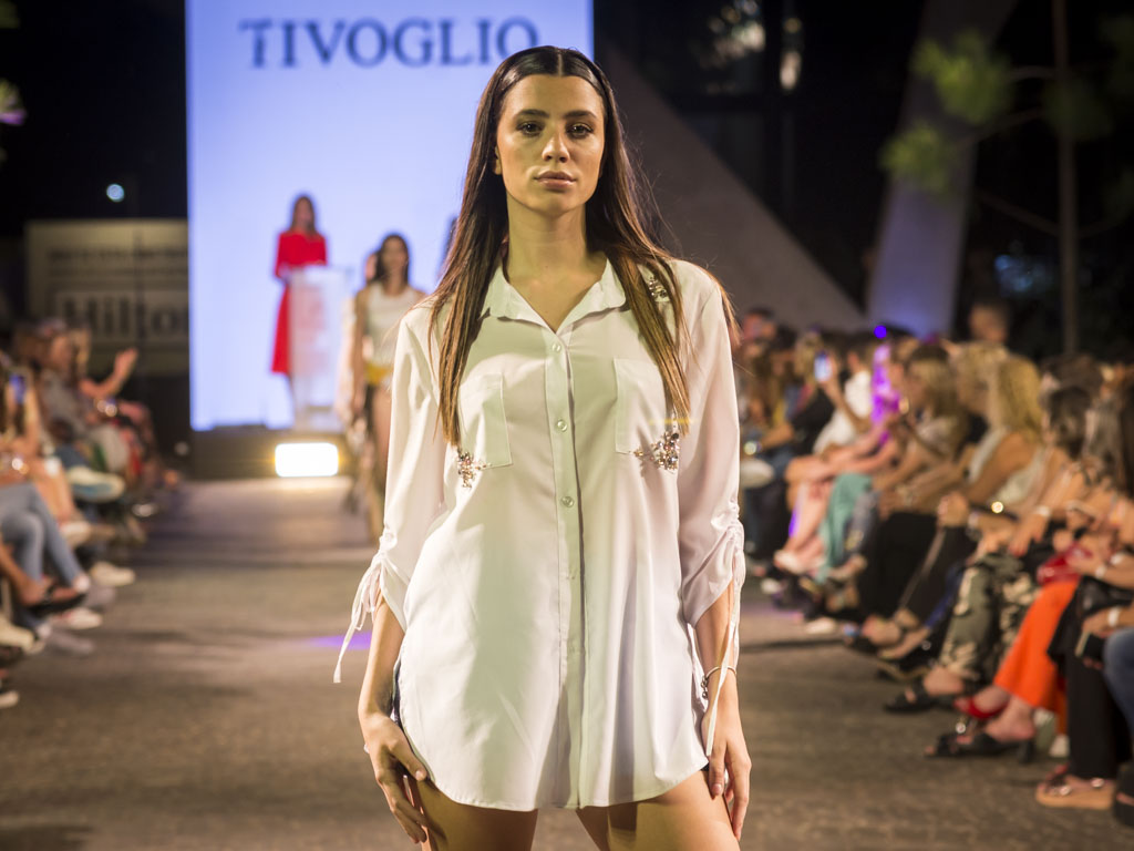 El desfile de moda Go Fashion cerró el año en Parque Leloir. 