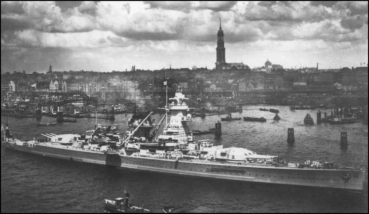 El Graf Spee en el puerto de Hamburgo en 1938
