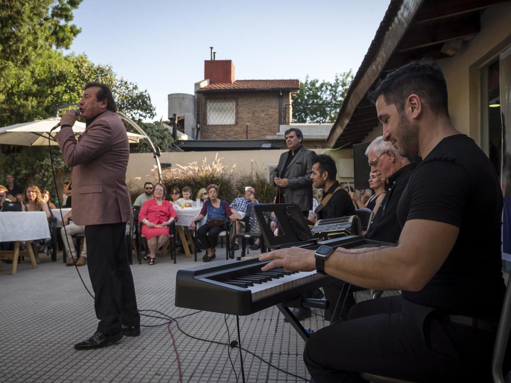 El Hogar del Doctor Ovando celebró Fin de Año con Silvio Soldán