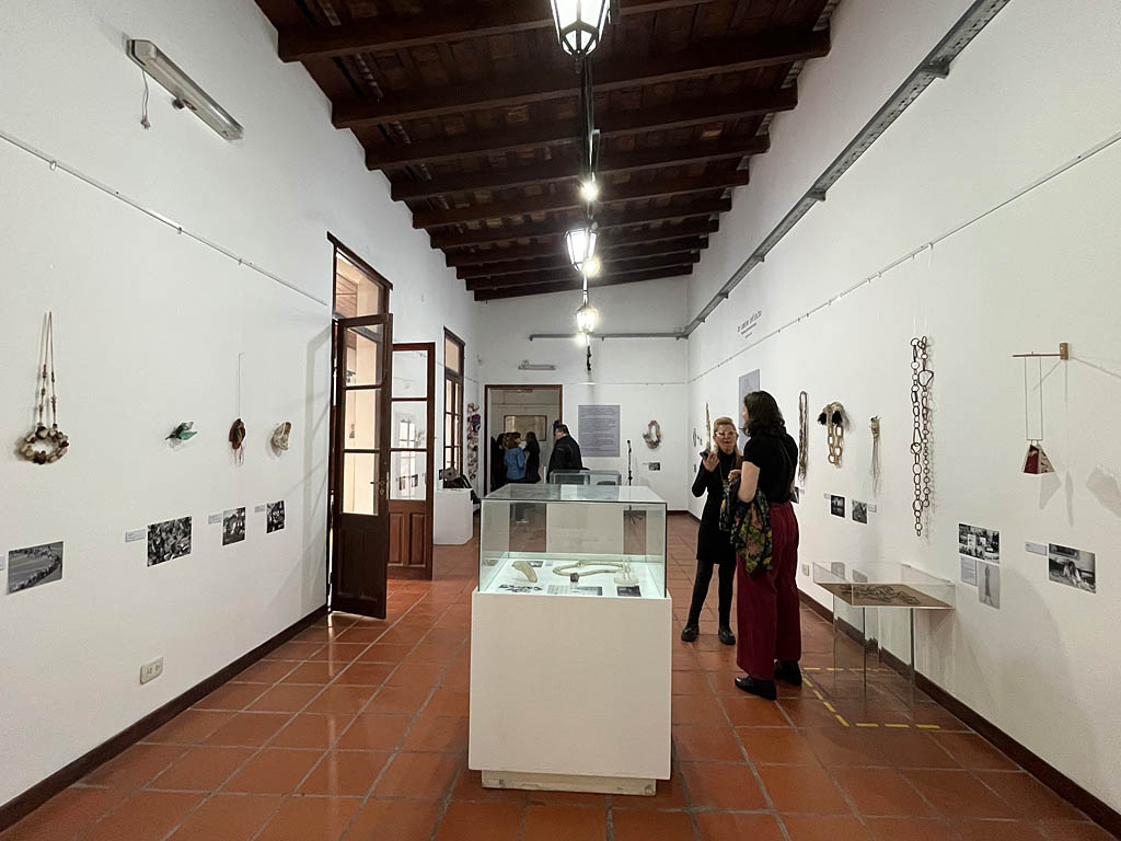 Un Camino Infinito de Joyeros Argentinos en el Museo Histórico de Ituzaingó