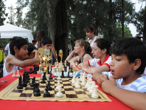 Ajedrez al aire libre en Morón