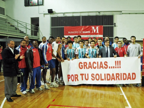 Voley: Argentina y Cuba jugaron en Morón