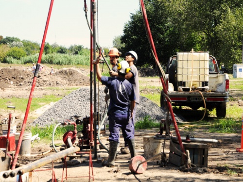 Castelar: construyen 7000 m2 de parque