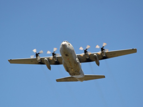 La Fuerza Aérea festejó su día con un desfile sobre Morón