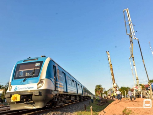 Comenzó la obra del nuevo puente vehicular sobre el Ferrocarril Sarmiento