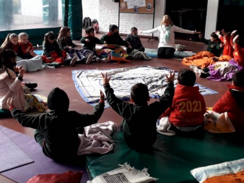 Instituto General San Martín: Yoga, nutrición y huerta dentro del aula