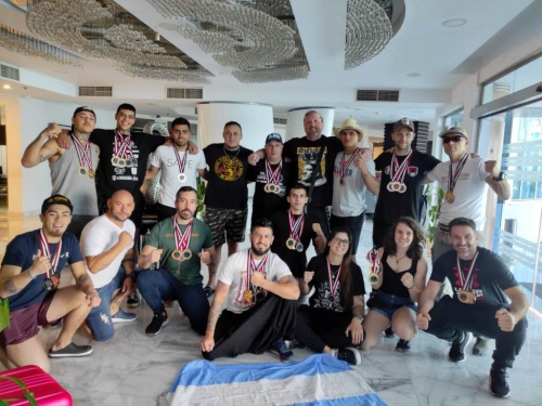 Los luchadores del oeste arrasaron en el Mundial de Kick Boxing