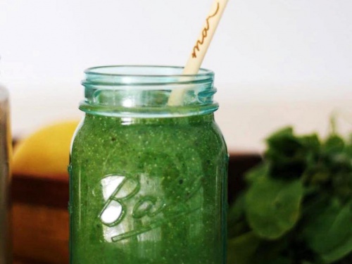 Smoothie verde y saludable por Mar Vegan