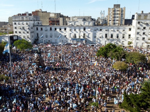 Mor&oacute;n cumple 241 a&ntilde;os y lo festeja hoy en la Plaza San Mart&iacute;n