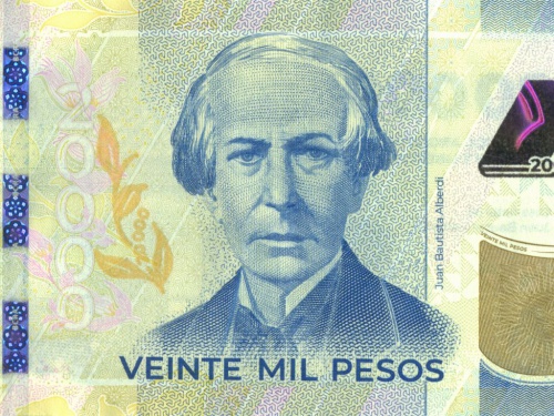 Cómo reconocer un billete falso de $20.000
