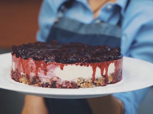 New York cheesecake vegano: de frutos rojos y cajú