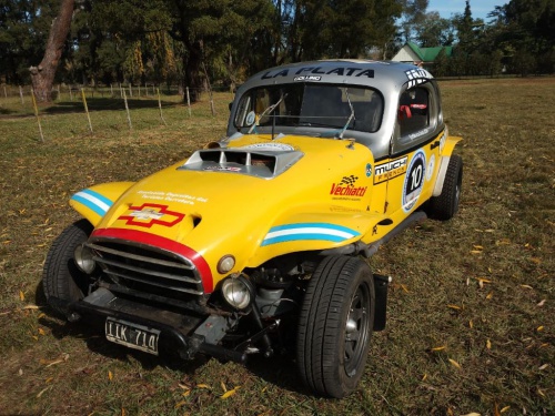 Carreras de cupecitas: Conocé a los pilotos del oeste que corren TC en rutas de tierra