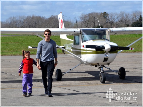 Chicos de Morón festejaron el día del niño en el aire