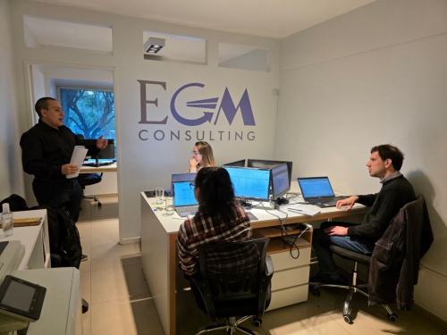 EGM Consulting: &ldquo;Queremos ayudar a ese capit&aacute;n de barco que no sabe hacia d&oacute;nde ir&rdquo;