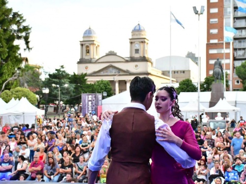 La Expo Morón Se Muestra brilló en su primera edición