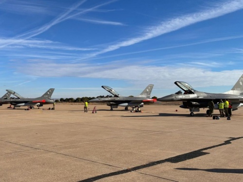 Llegaron los F-16: mir&aacute; por d&oacute;nde volar&aacute;n este fin de semana