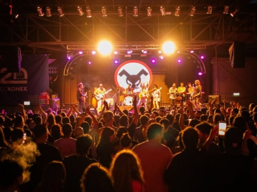 Felipe Barrozo revivir&aacute; los cl&aacute;sicos de Intoxicados en Whiskey