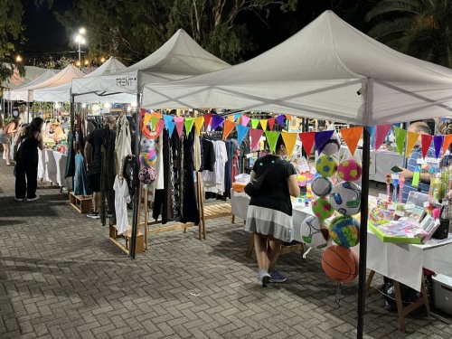 Fiest&oacute;n cultural: Castelar celebrar&aacute; el D&iacute;a del Libro con feria y shows en la peatonal Timb&uacute;es