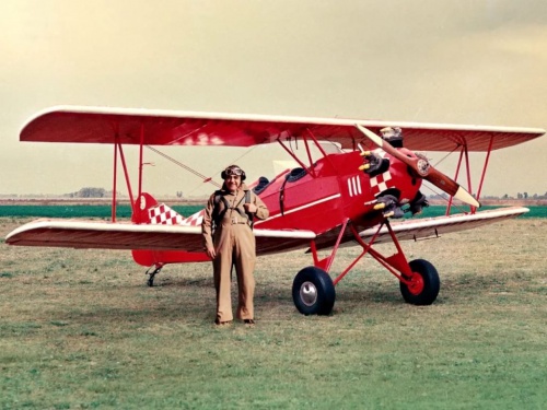 El Barón Rojo: El Museo Nacional de Aeronáutica presentó un nuevo avión