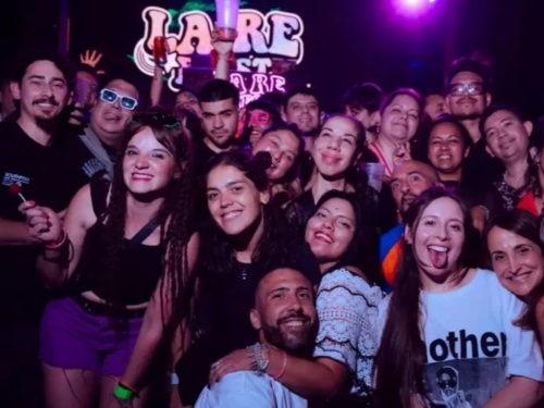 La Re Fiesta llega a Auditorio Oeste con cl&aacute;sicos de los 90 y 2000