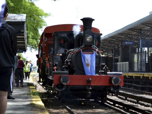 Una locomotora a vapor de 1906 pasear&aacute; el s&aacute;bado por Haedo