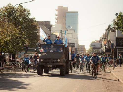 Morón homenajeó a los Veteranos de Malvinas con una bicicleteada