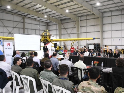 Mor&oacute;n impulsa su polo aeron&aacute;utico con la nueva Mesa Aeron&aacute;utica