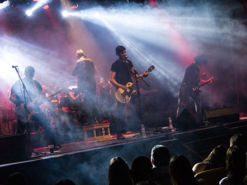 Sinfonía Metallica le da vida a los clásicos de la banda estadounidense en versión orquestal