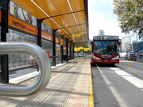 Macri, Vidal y Tagliaferro inauguraron el Metrobus en Morón