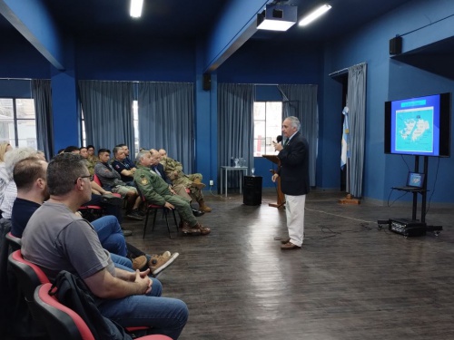 El Museo de Aeronáutica realizó un curso de historia gratuito y abierto a la comunidad