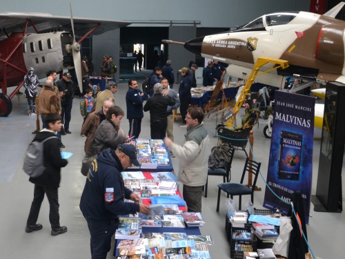 El Museo de Aeronáutica realizará su segunda feria del libro