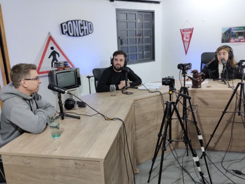Poncho: el medio que nació en Morón para contar al conurbano desde adentro