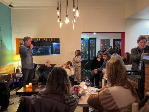 Rodrigo Manigot presentó su nuevo libro en Ituzaingó