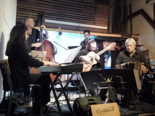 Rock, humor, tango y teatro este fin de semana en la Zona Oeste