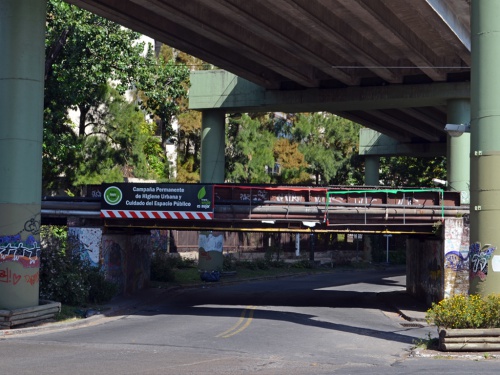 Proyectan puentes y túneles en Castelar y Morón