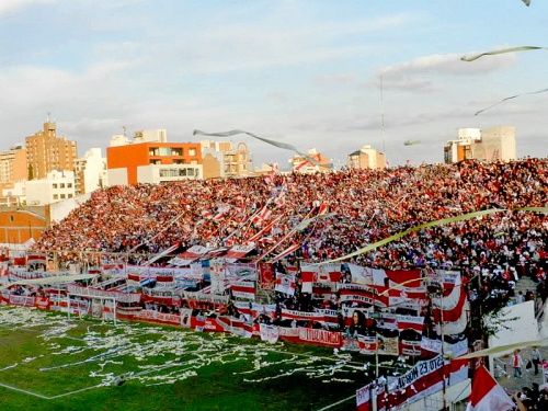 El Deportivo Morón cumplió 75 años pero nació con otro nombre