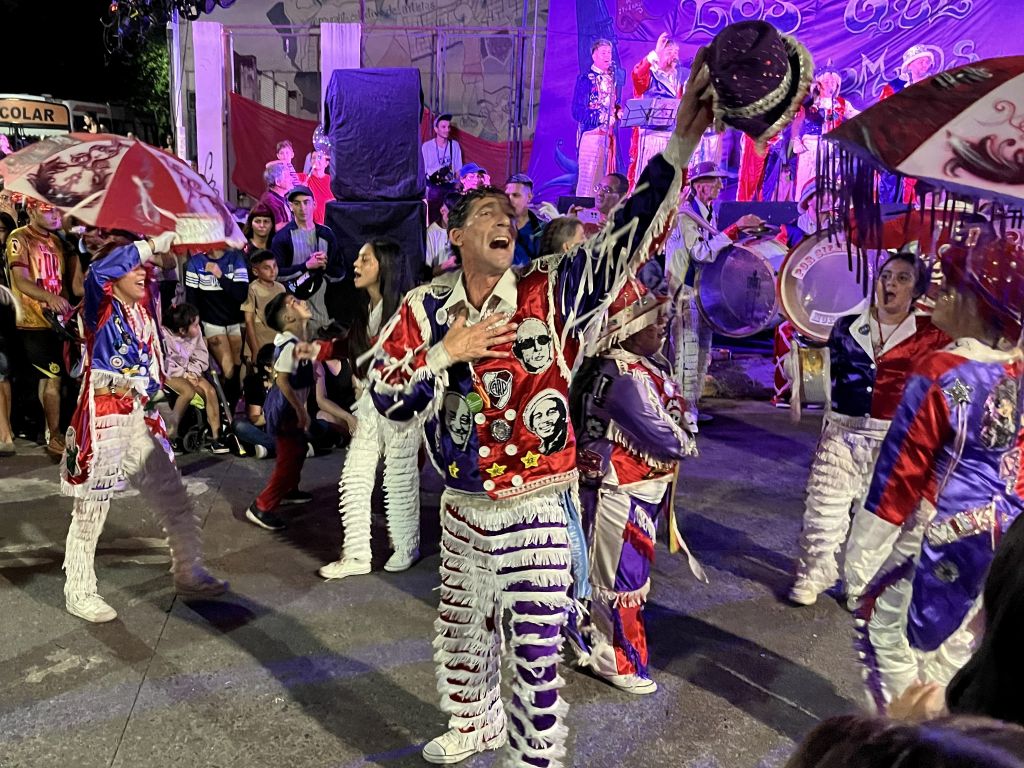 El Carnaval llega a la Plaza del Vag&oacute;n de la mano de Por Siempre Murgueros